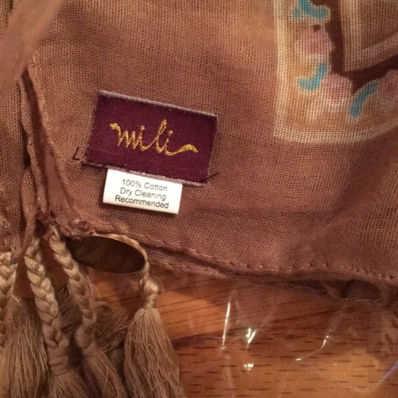 Mili Designs Paisley scarves - Picture 3 of 4